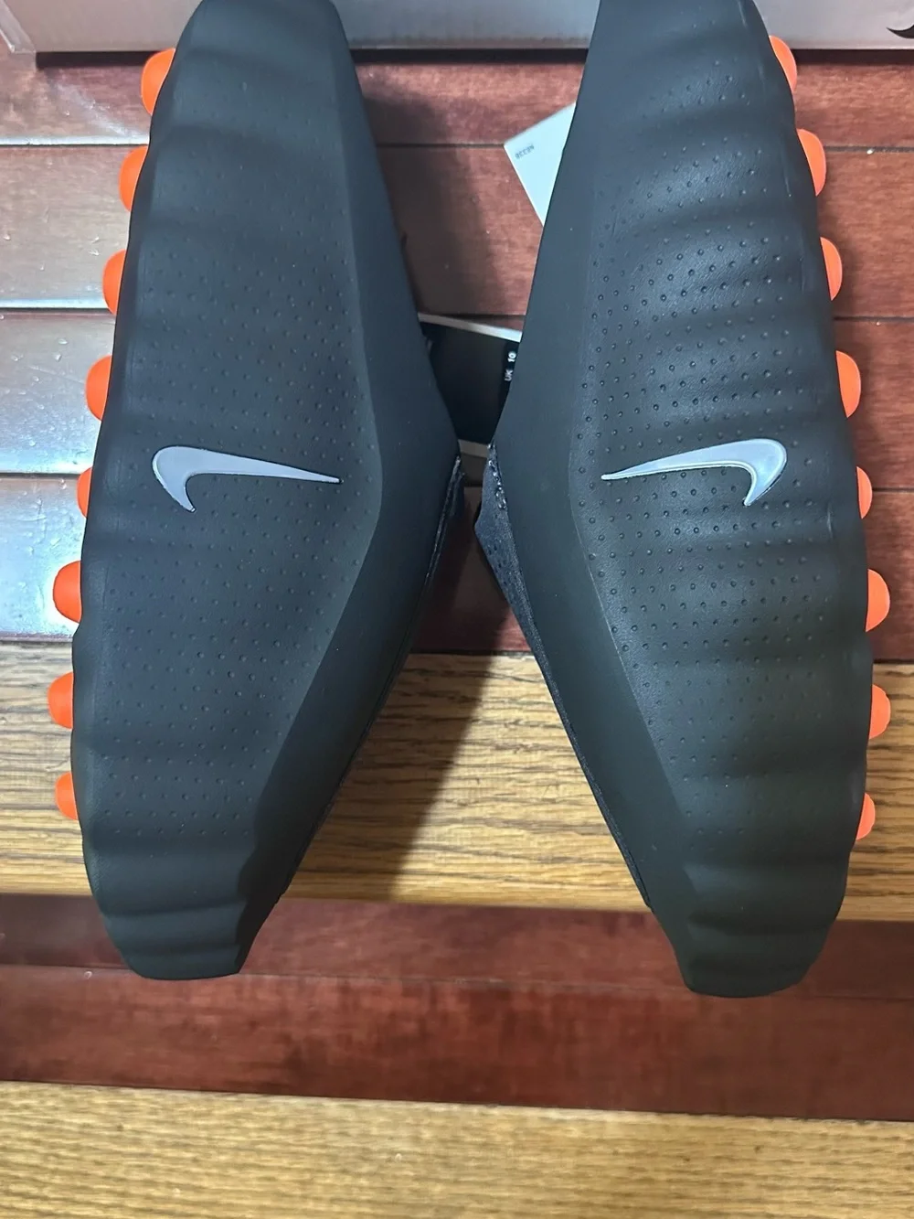 Nike Mind Black Slip-On Clog